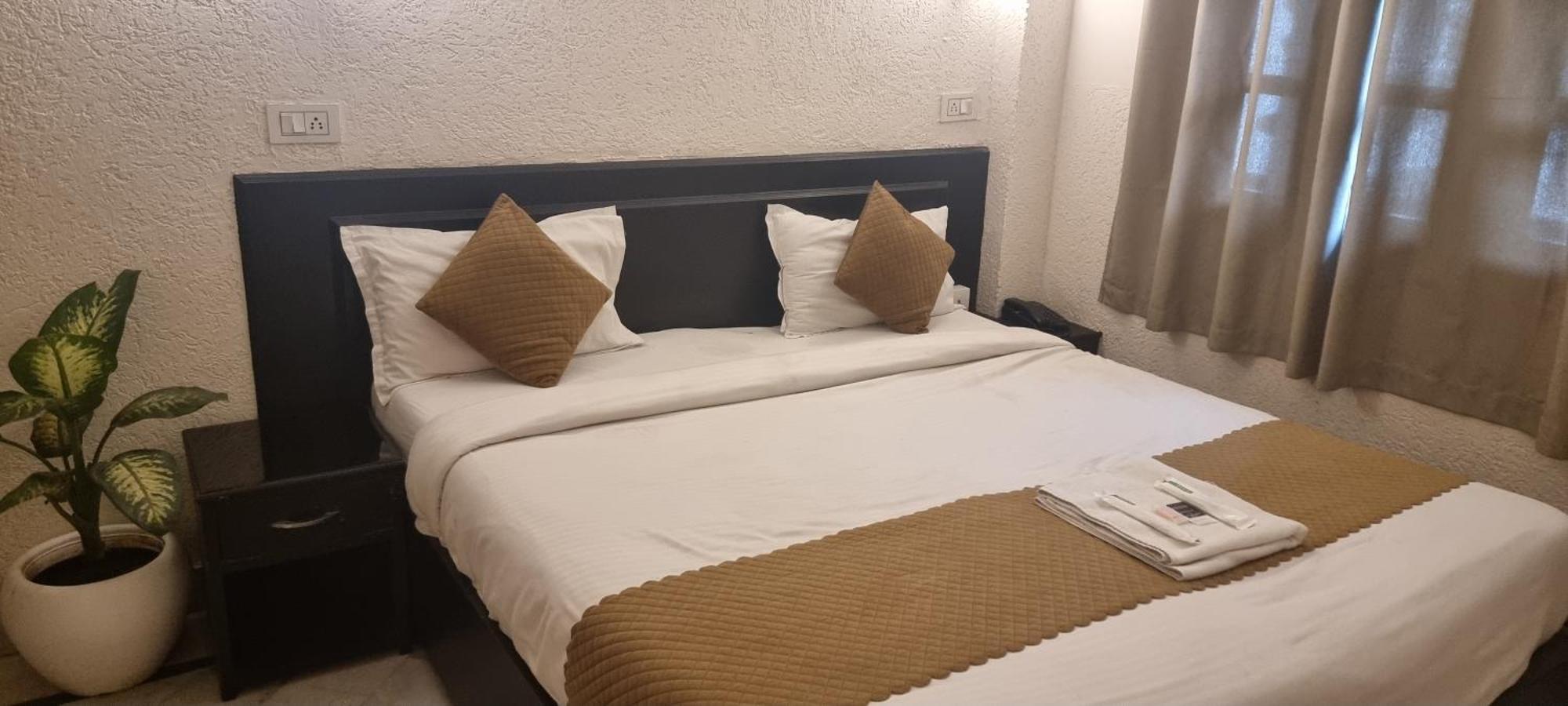 Praana Wellness Resort By Around Stays Rishīkesh Exteriör bild