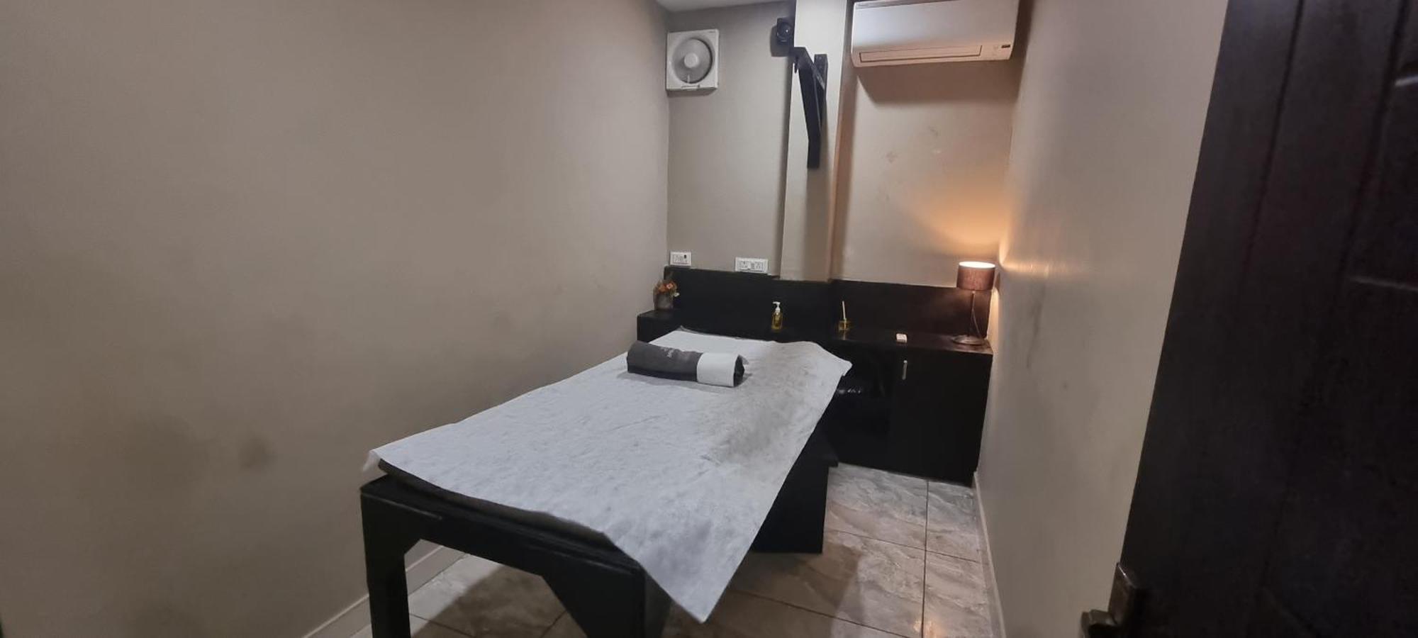Praana Wellness Resort By Around Stays Rishīkesh Exteriör bild