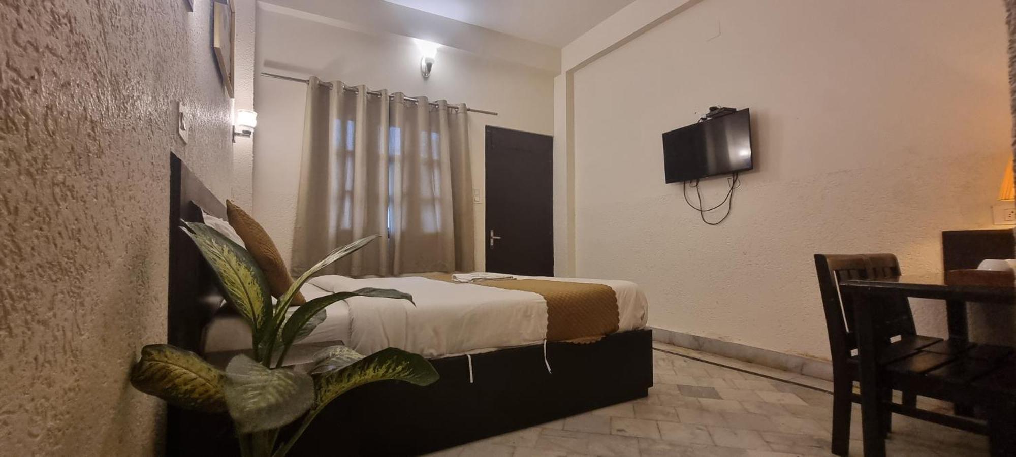 Praana Wellness Resort By Around Stays Rishīkesh Exteriör bild