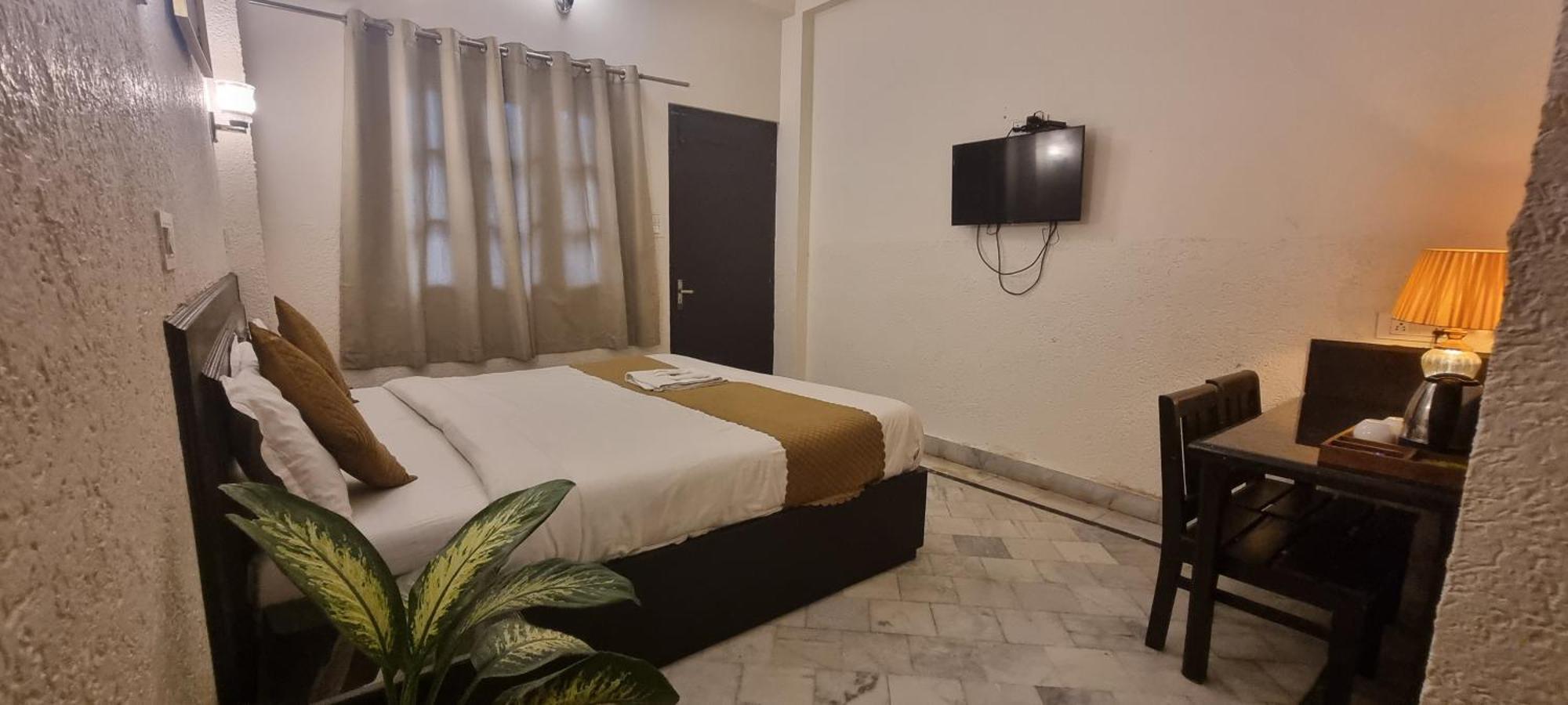 Praana Wellness Resort By Around Stays Rishīkesh Exteriör bild