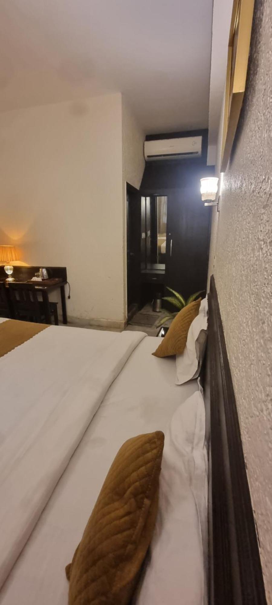 Praana Wellness Resort By Around Stays Rishīkesh Exteriör bild